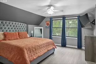 6743 N Bank Rd, Roseburg, OR 97470 - Photo 11