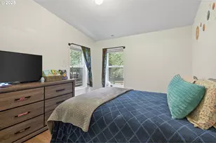 6743 N Bank Rd, Roseburg, OR 97470 - Photo 33