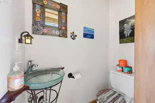34326 Johnson's Landing Rd, Scappoose, OR 97056 - Photo 15