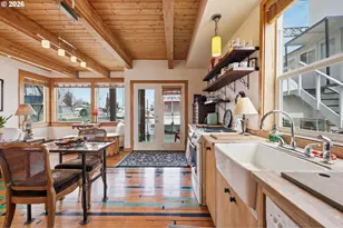 34326 Johnson's Landing Rd, Scappoose, OR 97056 - Photo 9