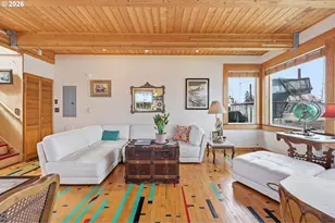 34326 Johnson's Landing Rd, Scappoose, OR 97056 - Photo 11