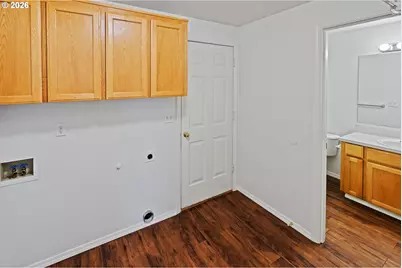 18931 SW Pike Ln, Beaverton, OR 97078 - Photo 11