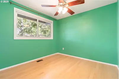 11178 SE Cranberry Loop, Clackamas, OR 97015 - Photo 29