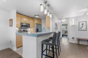 200 Burnham Rd, Lake Oswego, OR 97034 - Photo 11