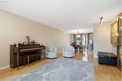 9125 SW Hill St, Tigard, OR 97223 - Photo 7