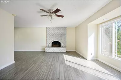 1453 SE 29th Ct, Troutdale, OR 97060 - Photo 7