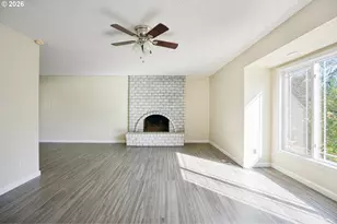 1453 SE 29th Ct, Troutdale, OR 97060 - Photo 7