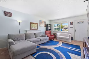 801 NE 104th Ave, Vancouver, WA 98664 - Photo 3