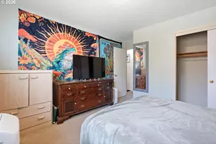 801 NE 104th Ave, Vancouver, WA 98664 - Photo 9