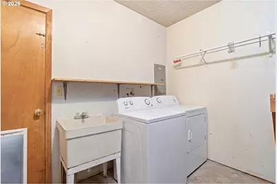 801 NE 104th Ave, Vancouver, WA 98664 - Photo 11