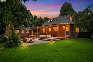 10247 N Smith St, Portland, OR 97203 - Photo 33