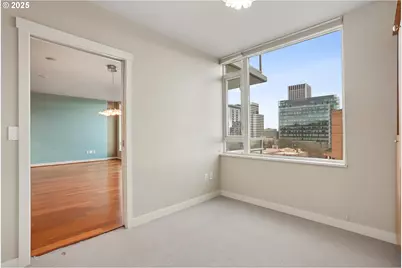 1500 SW 11th Ave #1005, Portland, OR 97201 - Photo 27
