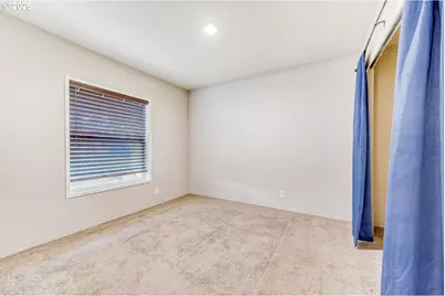 4264 SE 122nd Ave #13, Portland, OR 97236 - Photo 23