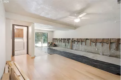 6930 SE 122nd Ave, Portland, OR 97236 - Photo 19