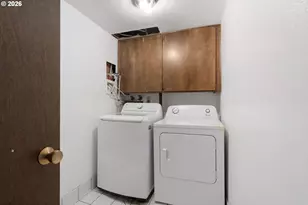 6930 SE 122nd Ave, Portland, OR 97236 - Photo 19