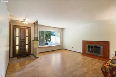 6930 SE 122nd Ave, Portland, OR 97236 - Photo 3