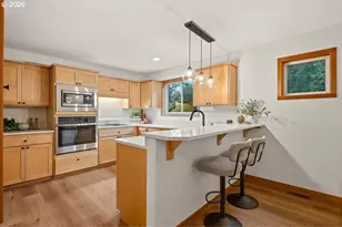 8835 SW Washington Dr, Portland, OR 97223 - Photo 13