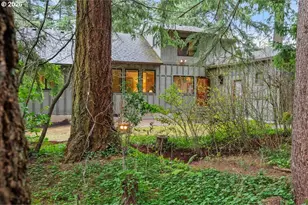 8835 SW Washington Dr, Portland, OR 97223 - Photo 37