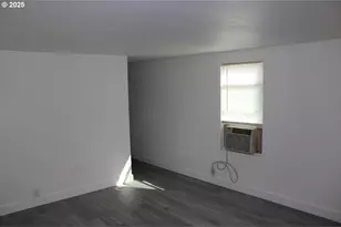 514 SW 13th St, Pendleton, OR 97801 - Photo 3