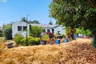 4039 NE Meadow Ln, Hillsboro, OR 97124 - Photo 25