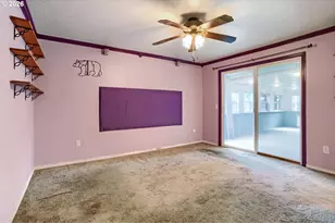 4039 NE Meadow Ln, Hillsboro, OR 97124 - Photo 11