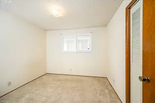 2365 L St, Springfield, OR 97477 - Photo 11