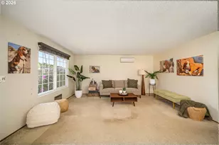 2365 L St, Springfield, OR 97477 - Photo 3
