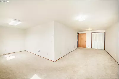 2365 L St, Springfield, OR 97477 - Photo 13