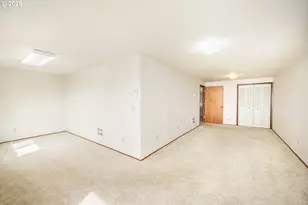 2365 L St, Springfield, OR 97477 - Photo 13