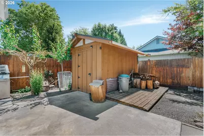 305 NE 12th St, Battle Ground, WA 98604 - Photo 25