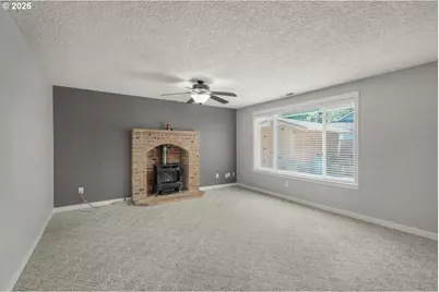 305 NE 12th St, Battle Ground, WA 98604 - Photo 11
