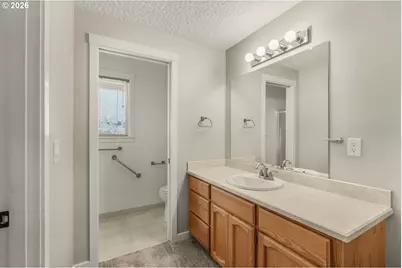305 NE 12th St, Battle Ground, WA 98604 - Photo 15