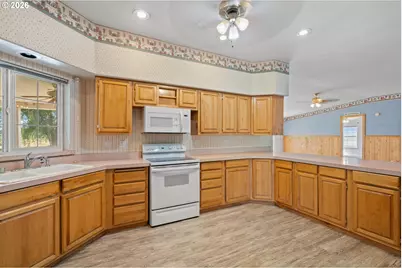 32847 W Walls Rd, Hermiston, OR 97838 - Photo 9