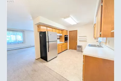 2404 Century Loop, La Grande, OR 97850 - Photo 3