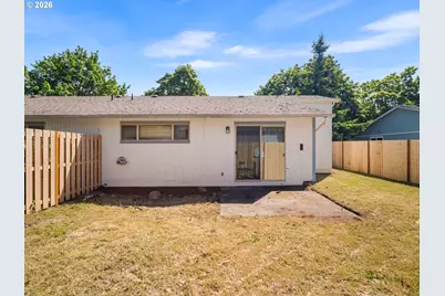 933 SE Rene Ave, Gresham, OR 97080 - Photo 19