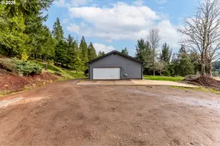 48187 McFarland Rd, Oakridge, OR 97463 - Photo 5