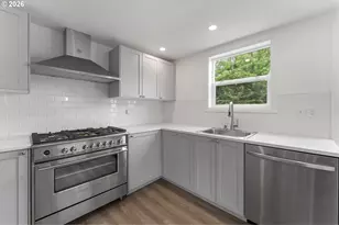 1305 Spruce St, Lake Oswego, OR 97034 - Photo 9