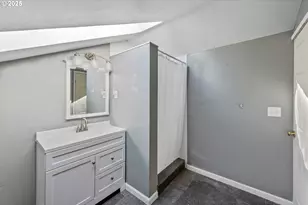 543 S 12th St, Coos Bay, OR 97420 - Photo 23