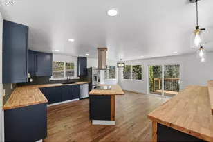 1395 Ingersoll St, Coos Bay, OR 97420 - Photo 17