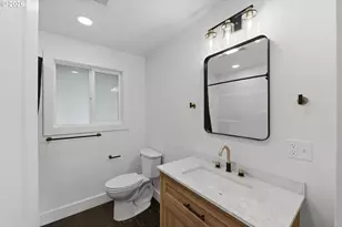 1395 Ingersoll St, Coos Bay, OR 97420 - Photo 25