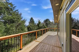 1395 Ingersoll St, Coos Bay, OR 97420 - Photo 19