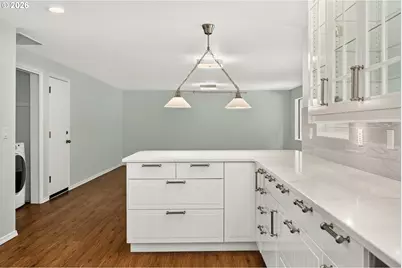 6542 SW 88th Ave, Portland, OR 97223 - Photo 9