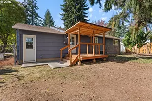 210 NE 167th Pl, Portland, OR 97230 - Photo 25