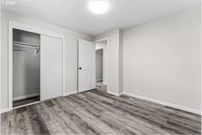 210 NE 167th Pl, Portland, OR 97230 - Photo 17