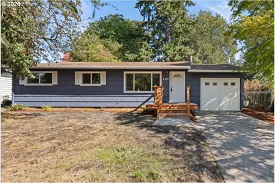 210 NE 167th Pl, Portland, OR 97230 - Photo 1