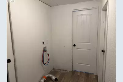 200 Emils Way #19, Roseburg, OR 97471 - Photo 9