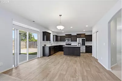 5290 Squirrel St, Springfield, OR 97478 - Photo 13