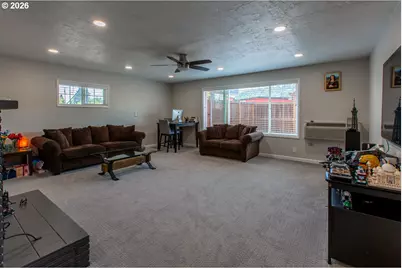 1152 Main St, Springfield, OR 97477 - Photo 27