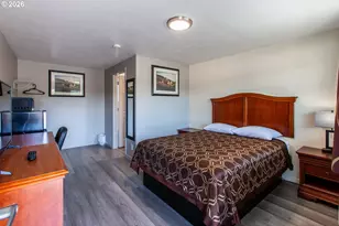 1152 Main St, Springfield, OR 97477 - Photo 43