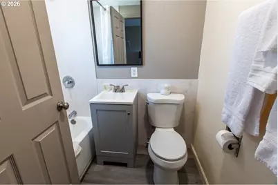 1152 Main St, Springfield, OR 97477 - Photo 45